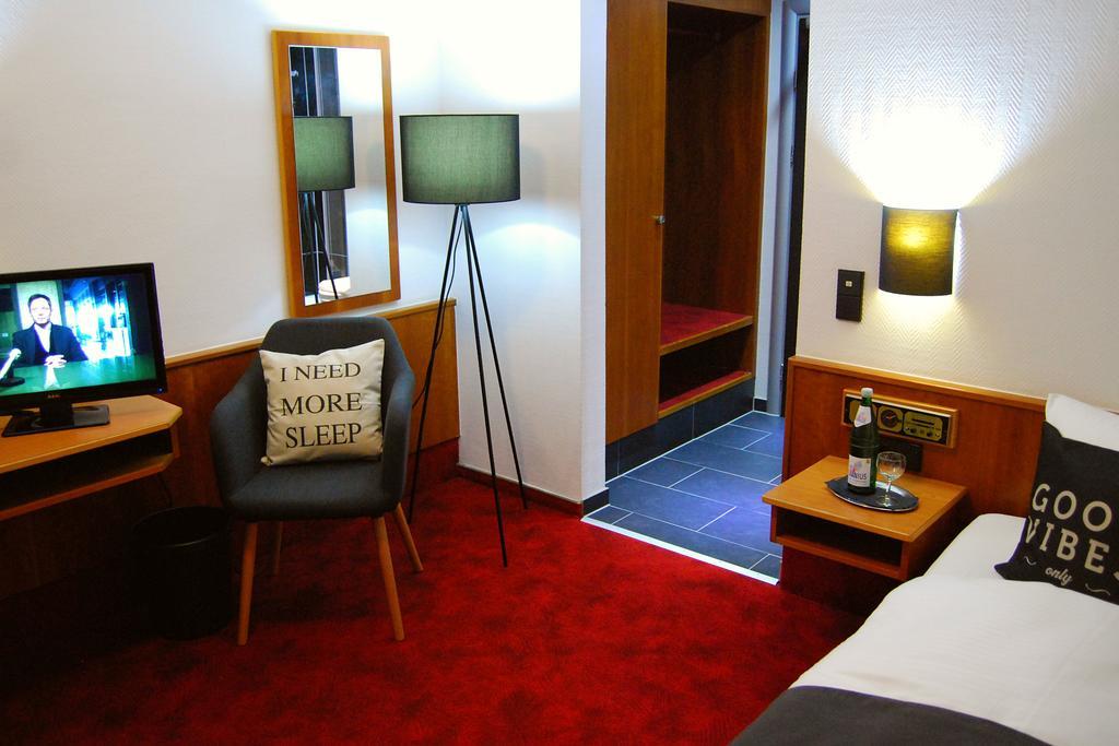 Parkhotel Bergheim ベルクハイム エクステリア 写真