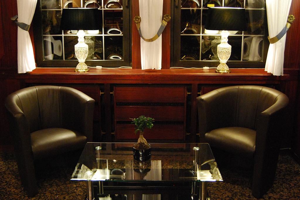 Parkhotel Bergheim ベルクハイム エクステリア 写真