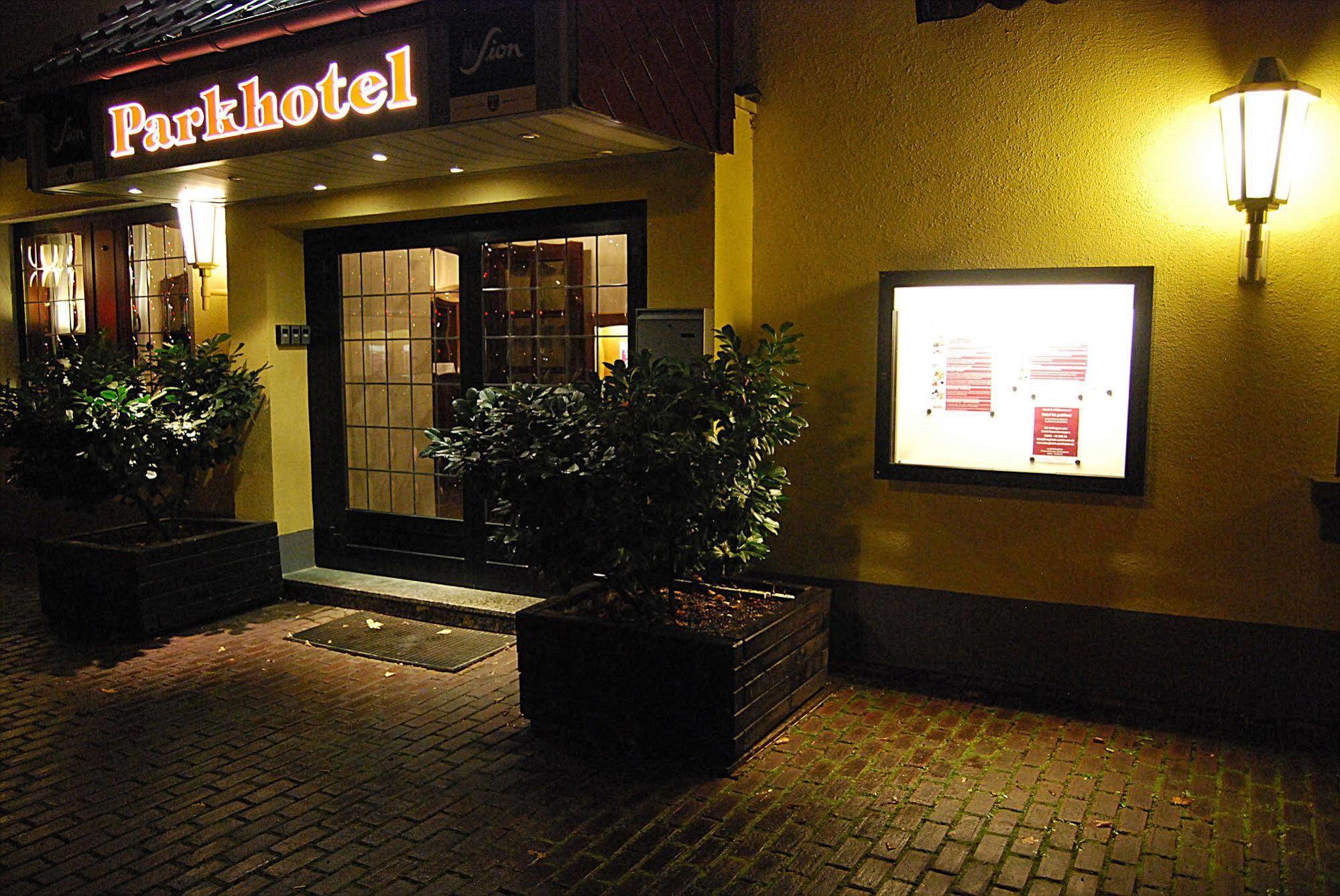 Parkhotel Bergheim ベルクハイム エクステリア 写真