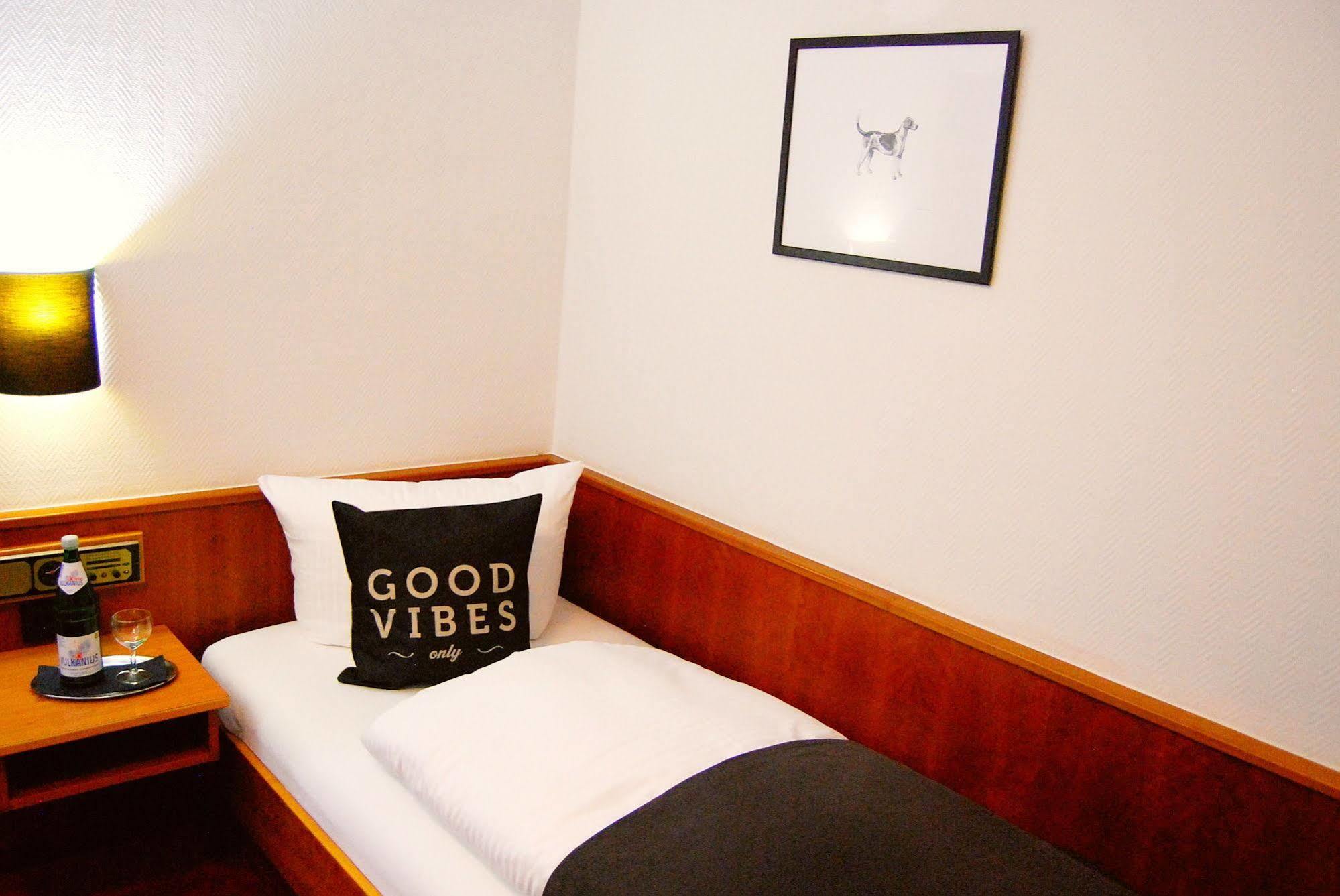 Parkhotel Bergheim ベルクハイム エクステリア 写真
