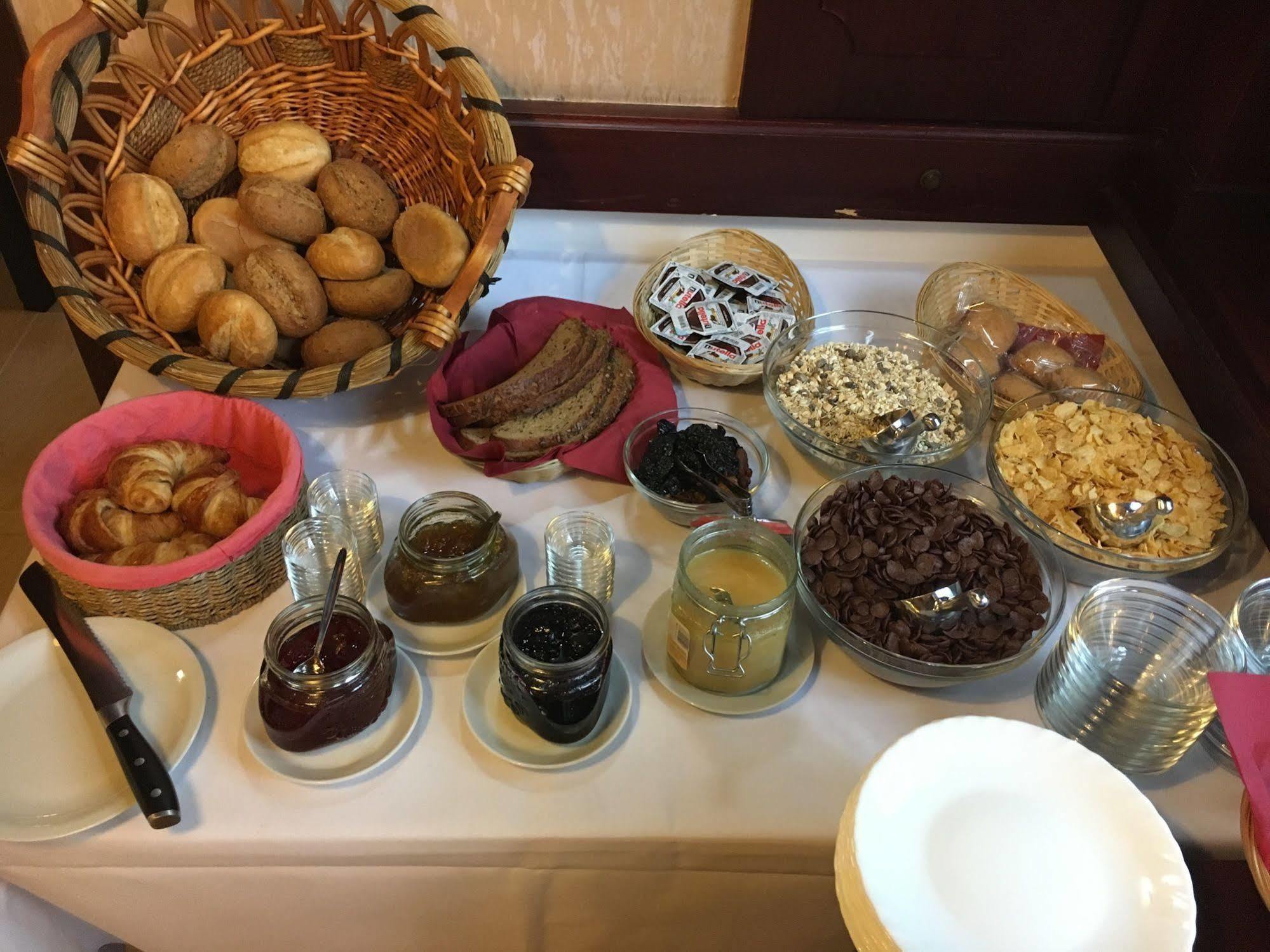 Parkhotel Bergheim ベルクハイム エクステリア 写真