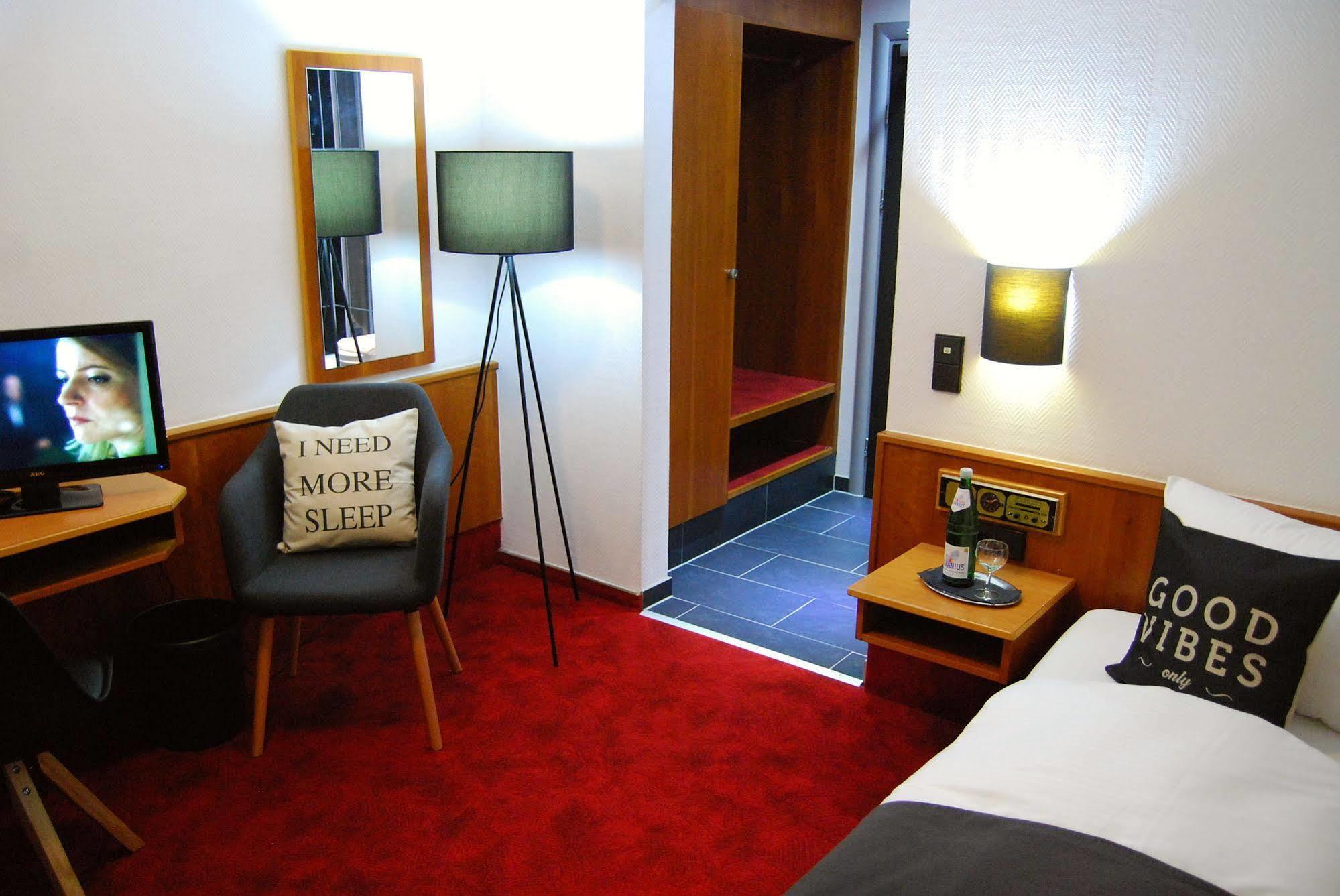Parkhotel Bergheim ベルクハイム エクステリア 写真